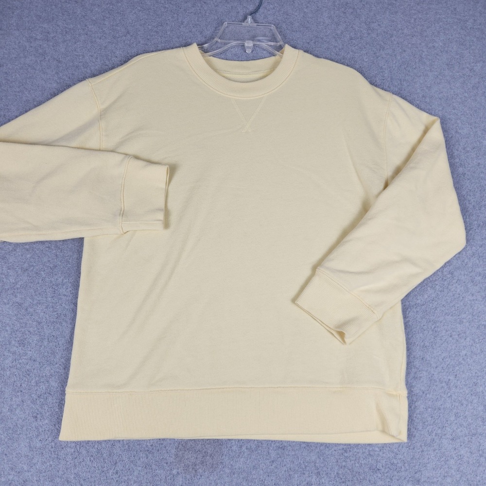 Time and Tru Sweatshirt Women Medium Yellow Fleece Long Sleeve Crewneck Pullover